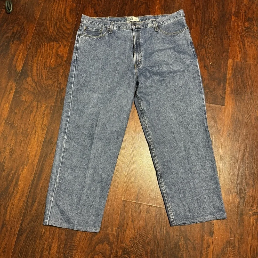 LEVI’s Signature Classic Blue Jeans Relaxed Fit 44x30